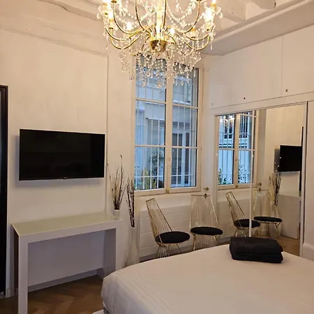 Montorgueil Seng Apartment